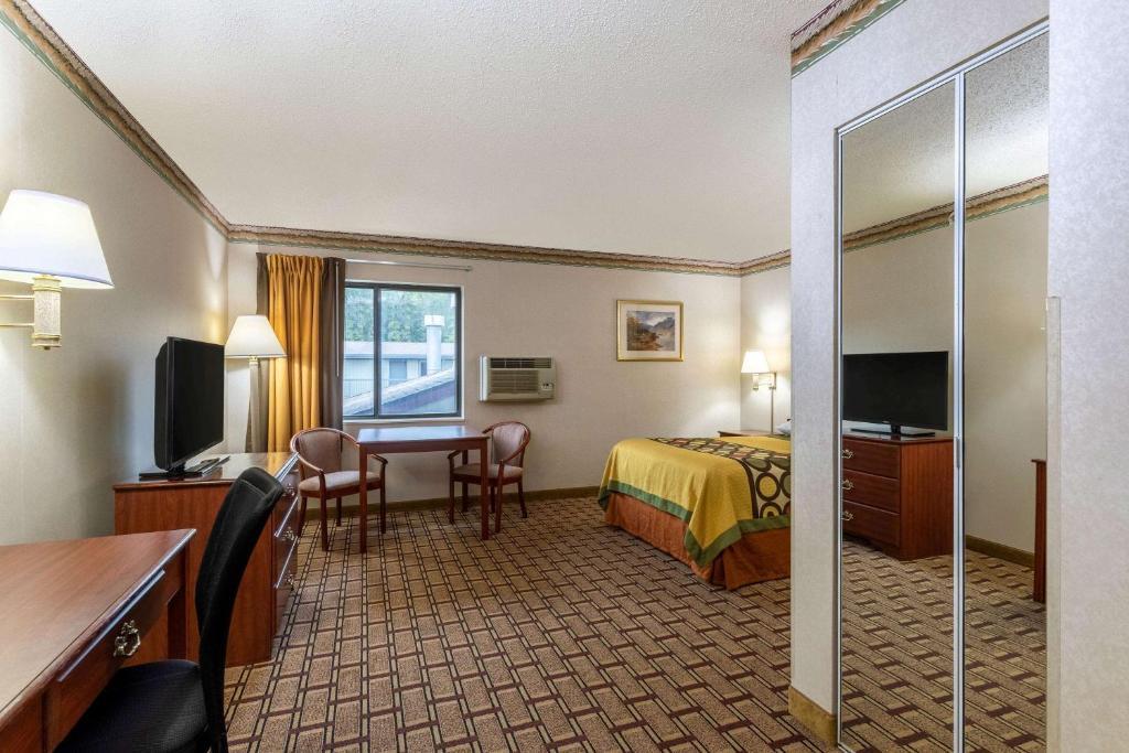 Super 8 By Wyndham Marysville/Port Huron Area Exteriör bild