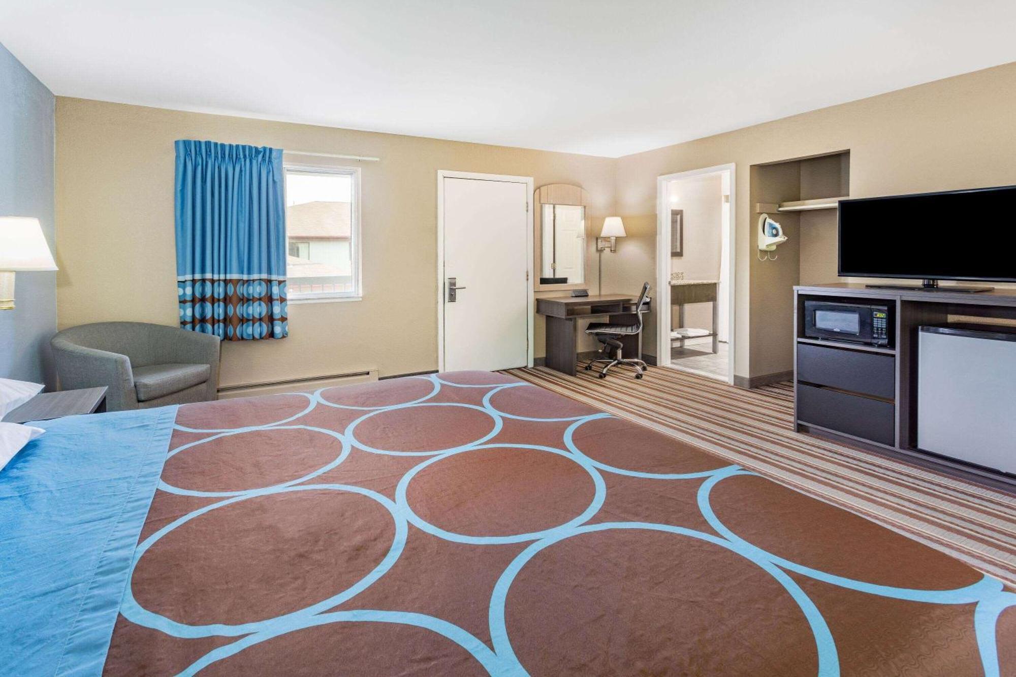 Super 8 By Wyndham Marysville/Port Huron Area Exteriör bild