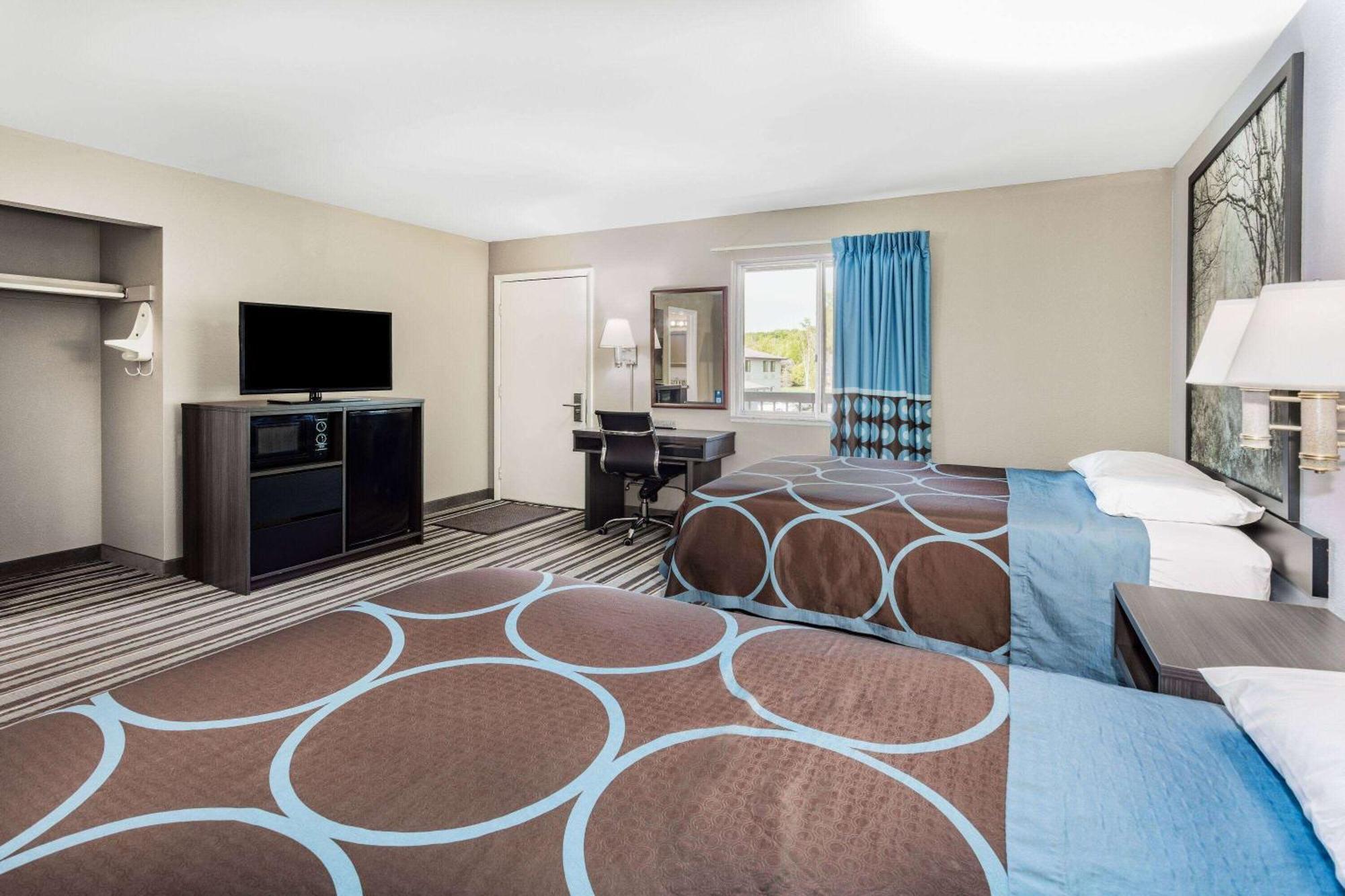 Super 8 By Wyndham Marysville/Port Huron Area Exteriör bild